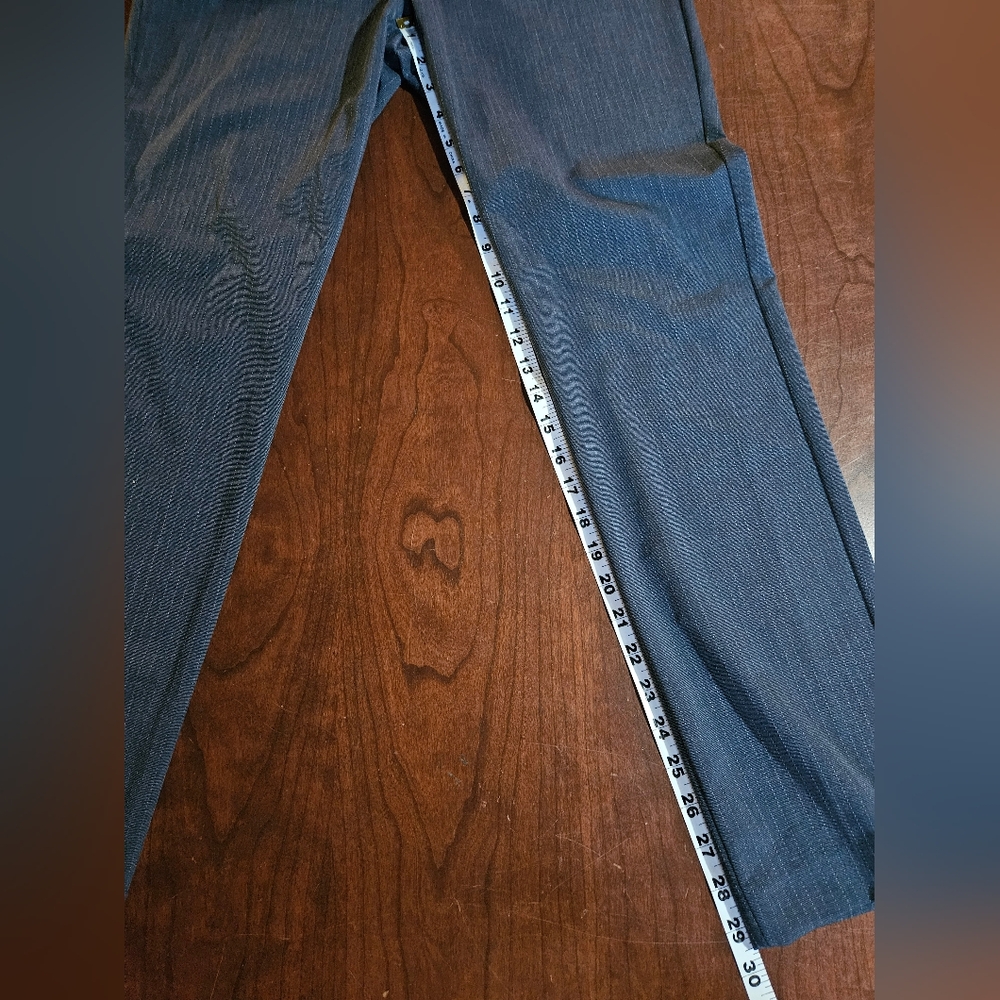 Calvin Klein Women's Blue Pinstripe Dress Slacks Size 4 - Picture 10 of 11